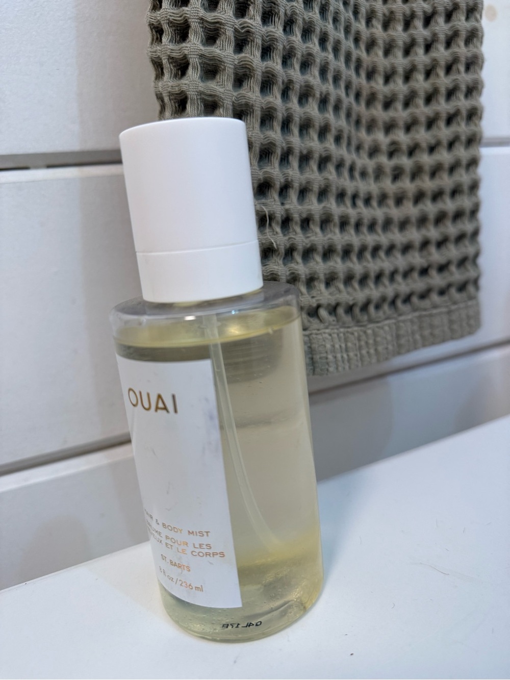 Ouai Hair and Body Mist • St Barts - Picture 5 of 8